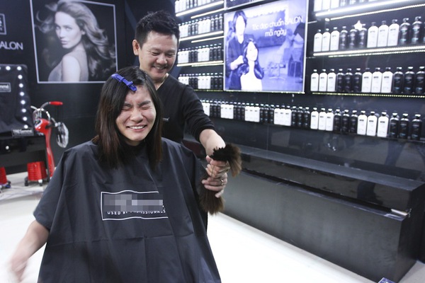 Next Top Model: Chàng Việt kiều khóc thét khi phải cắt tóc 20