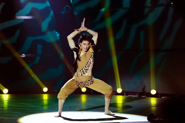 SYTYCD: Mỹ Tâm lại mang may mắn đến cho vũ công MTE 13