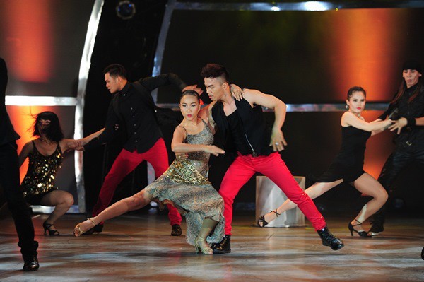SYTYCD: John Huy Trần thẳng tay loại học trò 13