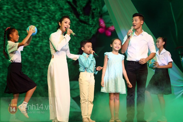 Quang Anh bật khóc, Thiện Nhân nức nở khi hát về mẹ 7