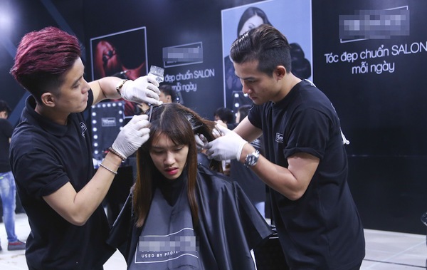 Next Top Model: Ch&agrave;ng Việt kiều kh&oacute;c th&eacute;t khi phải cắt t&oacute;c 14