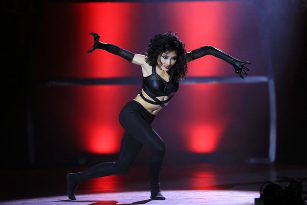 SYTYCD: "Vũ c&ocirc;ng 1 ch&acirc;n" bất ngờ g&acirc;y sốt 5