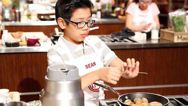 3 th&iacute; sinh gốc Việt g&acirc;y sốt tr&ecirc;n TV Show Mỹ 2014 9