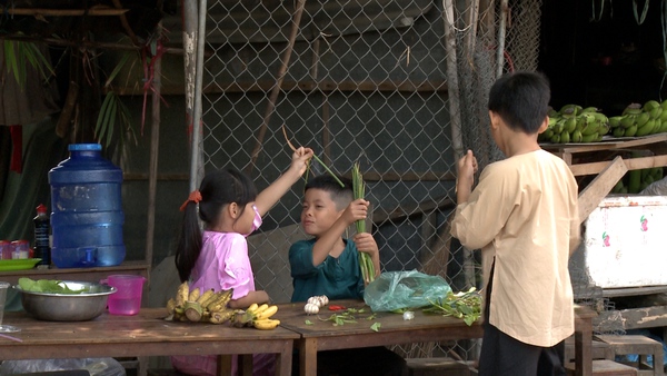 Bố ơi!: Phan Anh nổi nóng, nói "không cần" con gái giúp 12