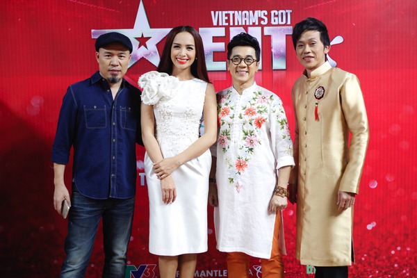 Uyên Linh - Quốc Thiên mang ca khúc mới đến "Vietnam's Got Talent" 8