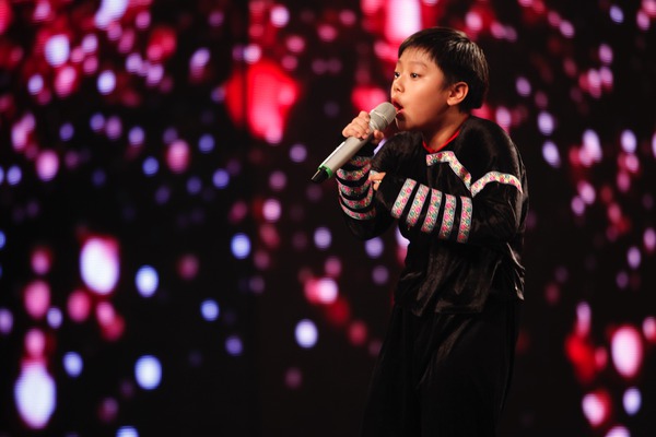 Người điện, chàng trai múa cột đọ sức tại "Vietnam's Got Talent" 6