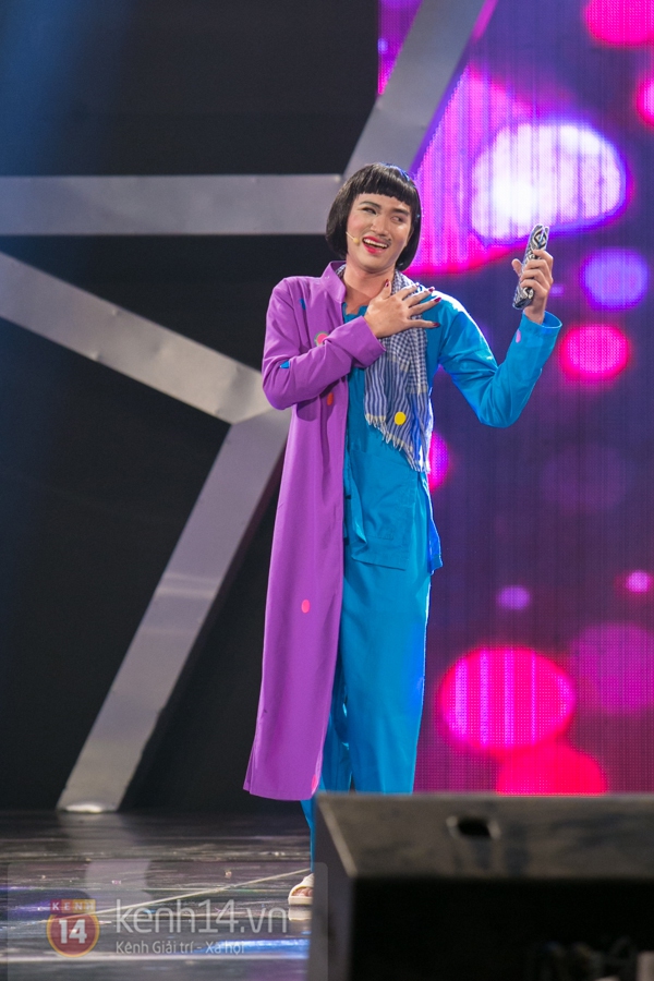 "Vietnam's Got Talent" tạm dừng trực tiếp vì sự cố màn hình 10