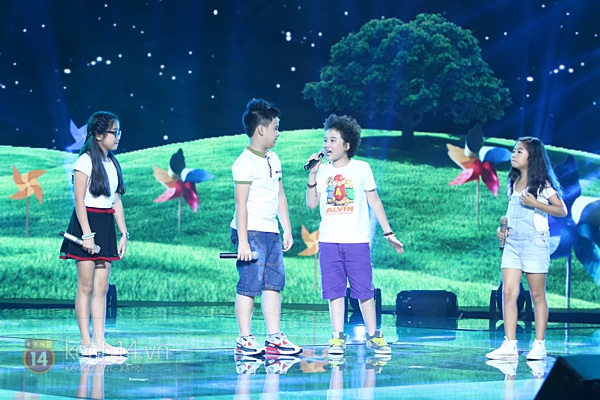 Quang Anh, Thiện Nhân "đốt nóng" Gala The Voice Kids 2