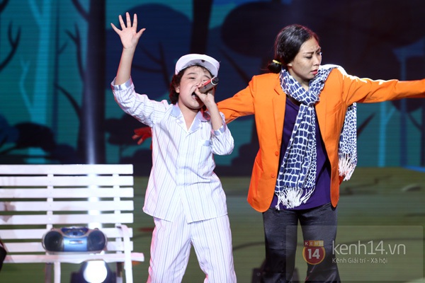 Quang Anh, Thiện Nhân "đốt nóng" Gala The Voice Kids 17