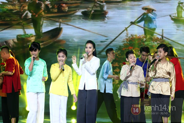 Quang Anh, Thiện Nhân "đốt nóng" Gala The Voice Kids 19