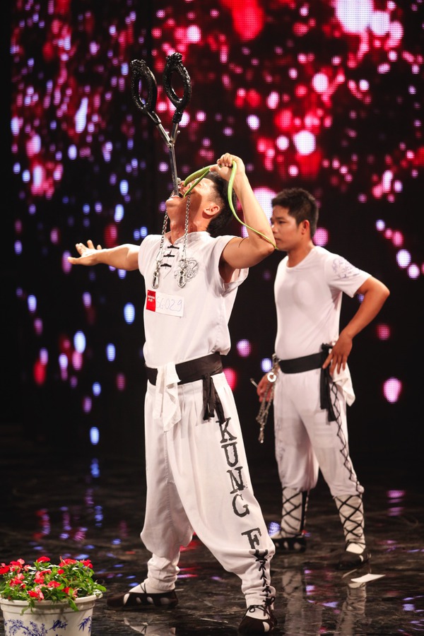 Thí sinh team Hà Hồ vào Bán kết "Vietnam's Got Talent" 10