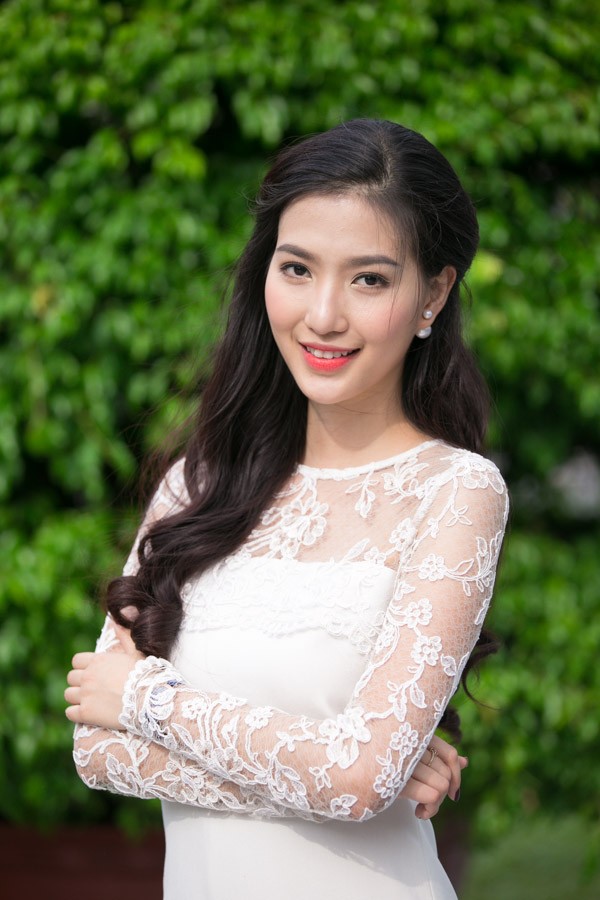 Bỏ thi hoa hậu, Linh Sunny lấn sân MC "Bước nhảy hoàn vũ" 1