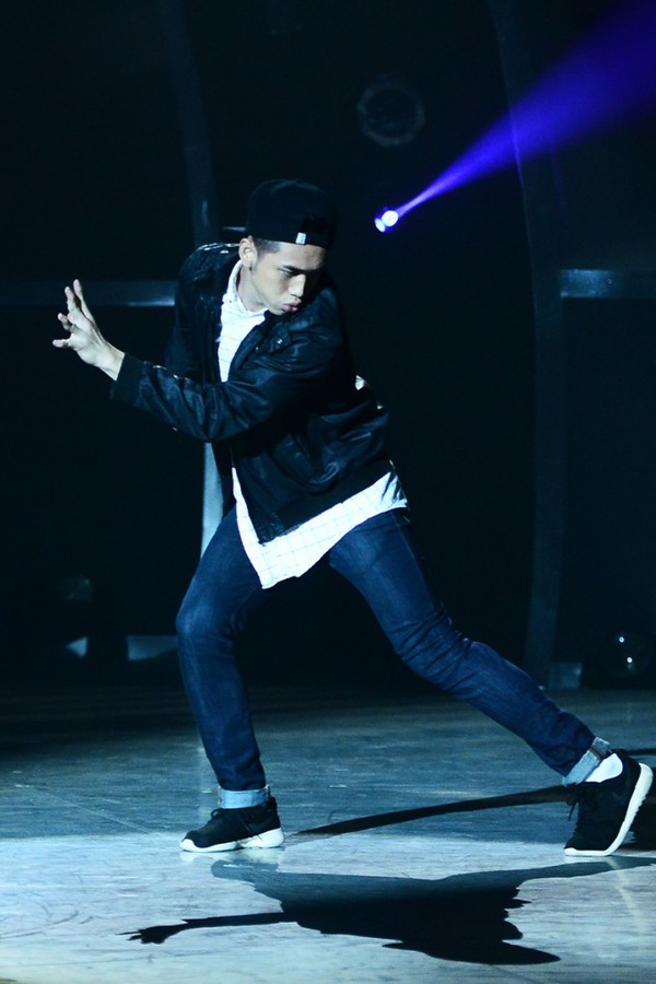 Qu&aacute;n qu&acirc;n "So You Think You Can Dance": Chỉ cần đẹp trai l&agrave; đủ? 6