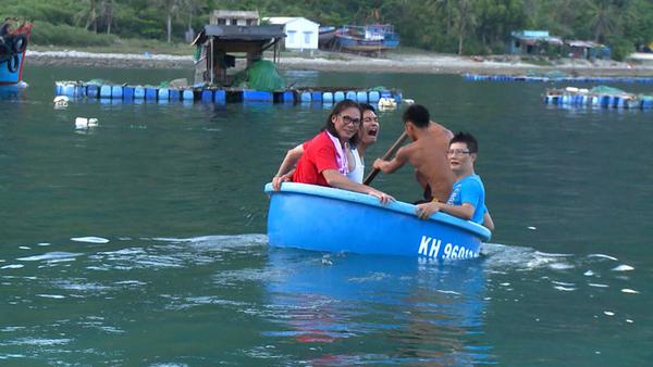 Bố ơi!: Bố con Minh Khang "mất tích" bí hiểm đầu chặng Nha Trang 27