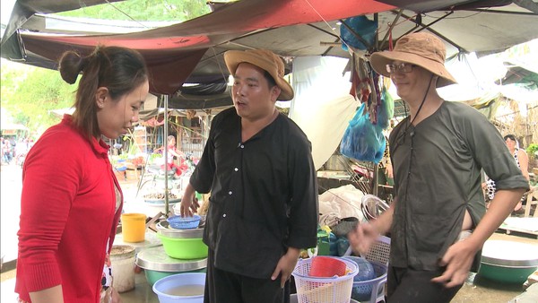 Bố ơi!: Con trai Hoàng Bách "giải quyết nỗi buồn" giữa sông 22