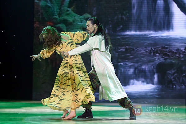 BNHV: Angela Phương Trinh hóa nữ hoàng, Lan Ngọc "quậy" hit SNSD 23