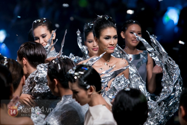 Nguyễn Oanh, Quang Hùng cùng lên ngôi Quán quân "Vietnam's Next Top Model" 28