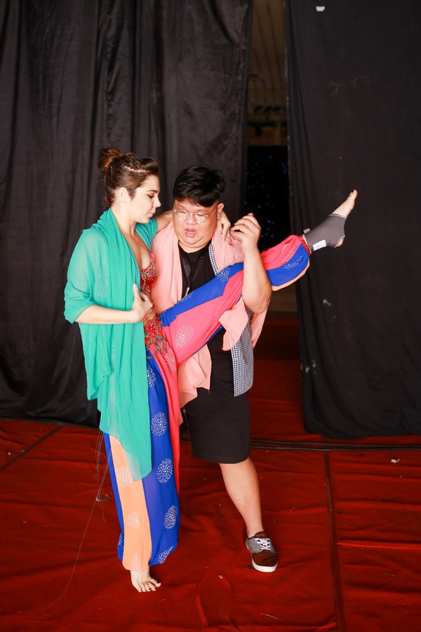 "Vừa đi vừa khóc" được tái hiện tại "Bước nhảy hoàn vũ" 16