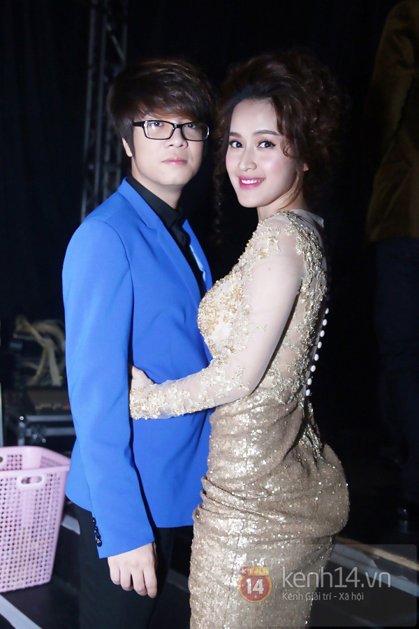 Jennifer Phạm cực xinh đẹp trong hậu trường