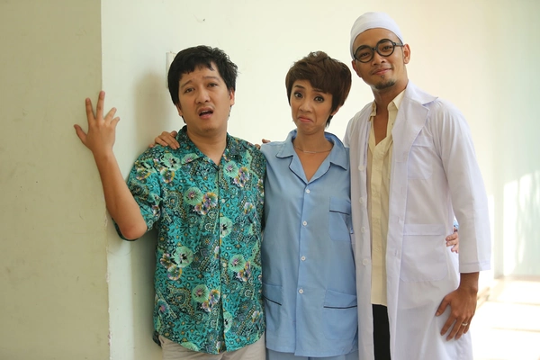Việt Hương, Trường Giang thi nhau "quậy" hit Uyên Linh 10
