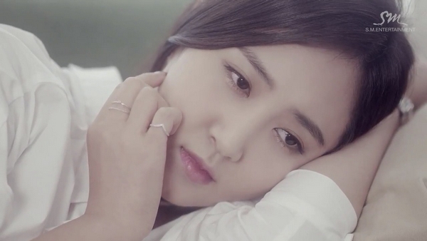 MV "đánh lẻ" của Yuri (SNSD) chính thức ra lò 2