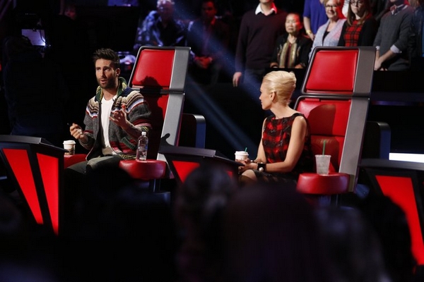 The Voice US: Pharrell ngồi nhìn Adam, Blake, Gwen "đánh nhau" 12