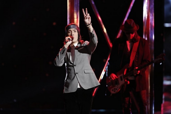 Ch&agrave;ng trai mang d&ograve;ng m&aacute;u Việt lọt Top 5 "The Voice US" 7