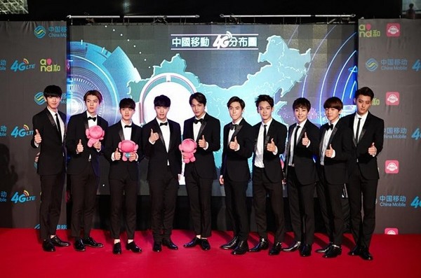 Sau Hàn Quốc, EXO lại sang Trung Quốc "thu hoạch" giải 1