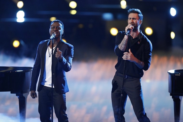 The Voice US: Adam l&agrave;m fan ngất ng&acirc;y khi song ca với 3 th&iacute; sinh 2