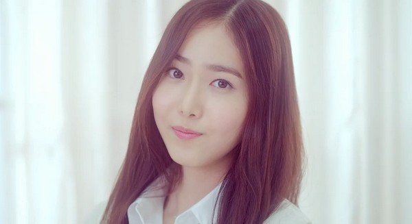 Girlgroup có thành viên giống Jessica nhá hàng MV 1