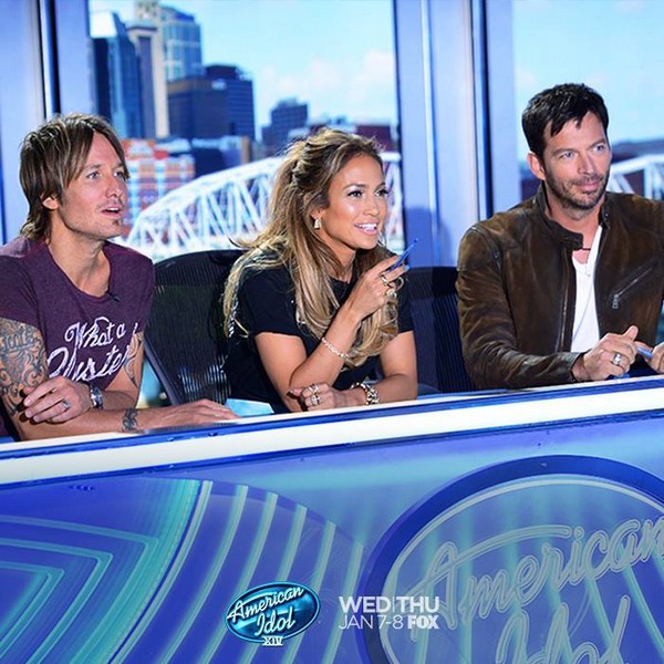 American Idol: Thay đổi vì sợ thua The Voice US 1