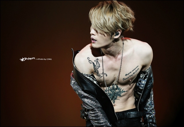 Chiêm ngưỡng vẻ đẹp thần thánh của "Hoàng tử châu Á" Jaejoong 11