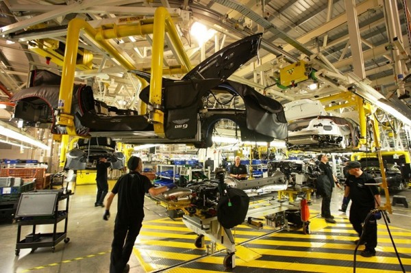 “Săm soi” nhà máy sản xuất siêu xe cho Điệp viên 007 2