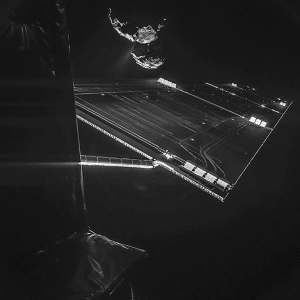 Xem ảnh các phi hành gia "tự sướng" từ không gian 3