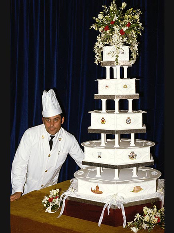 5 chiếc bánh cưới hoàng gia khiến tất cả mọi người thèm muốn 7