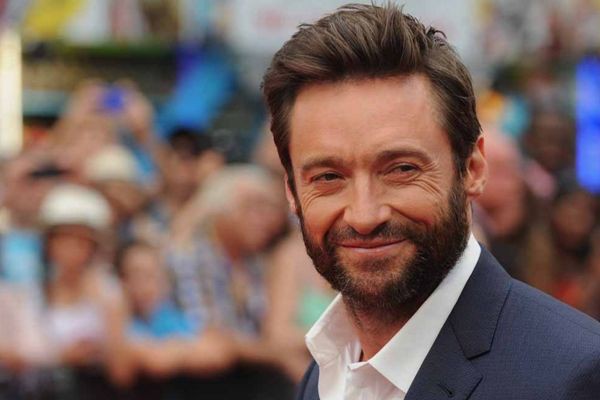 Hugh Jackman khoe siêu xe tại lễ ra mắt "The Wolverine" 9