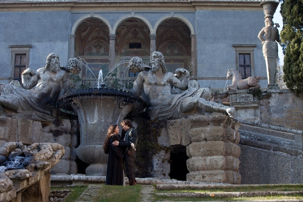 "Romeo and Juliet" mới tràn ngập cảnh lãng mạn ngọt ngào 2