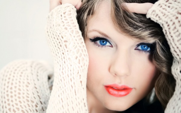 David Beckham cùng đồng bọn bắt cóc... Taylor Swift 3