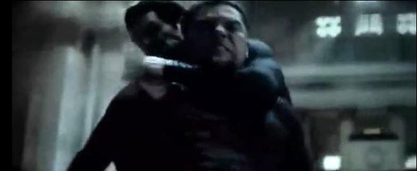 Sự thực về chi tiết g&acirc;y tranh c&atilde;i nhất của "Man of Steel" 1