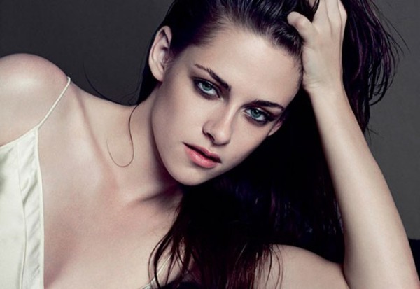 Kristen Stewart thử tài làm biên kịch để quên Robert Pattinson 1