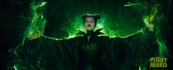 Đội quân tàn ác của Phù thủy Maleficent (Angelina Jolie) 9