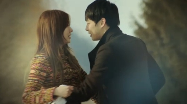 Eun Hye - Yoo Chun "khóa môi" đẹp như tranh 1