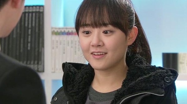 Moon Geun Young suýt bị trai đưa vào... phòng ngủ 5