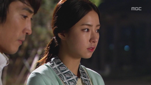 Shin Se Kyung "ỡm ờ" với lời cầu h&ocirc;n của Song Seung Hun 5