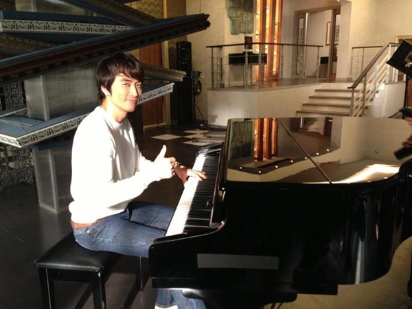 Song Seung Hun lo chăm s&oacute;c da để đi hẹn h&ograve; 3