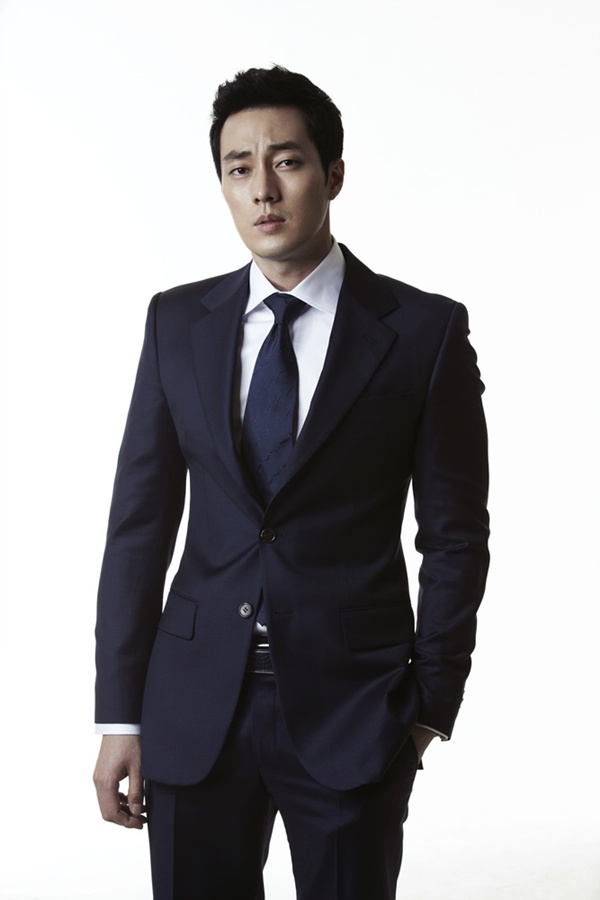 "Bắt chước" Hyun Bin, So Ji Sub cũng làm CEO 2