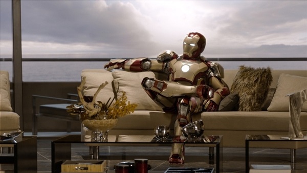 "Iron Man 3" thăng hoa trên bầu trời Hollywood 2