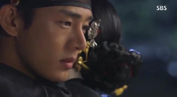 Jang Ok Jung (Kim Tae Hee) bị vua lạnh nhạt 6