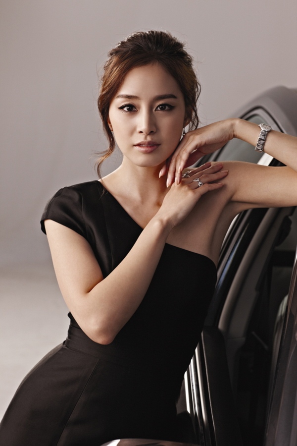 Kim Tae Hee "chưa đủ tuyệt vọng để làm diễn viên" 1