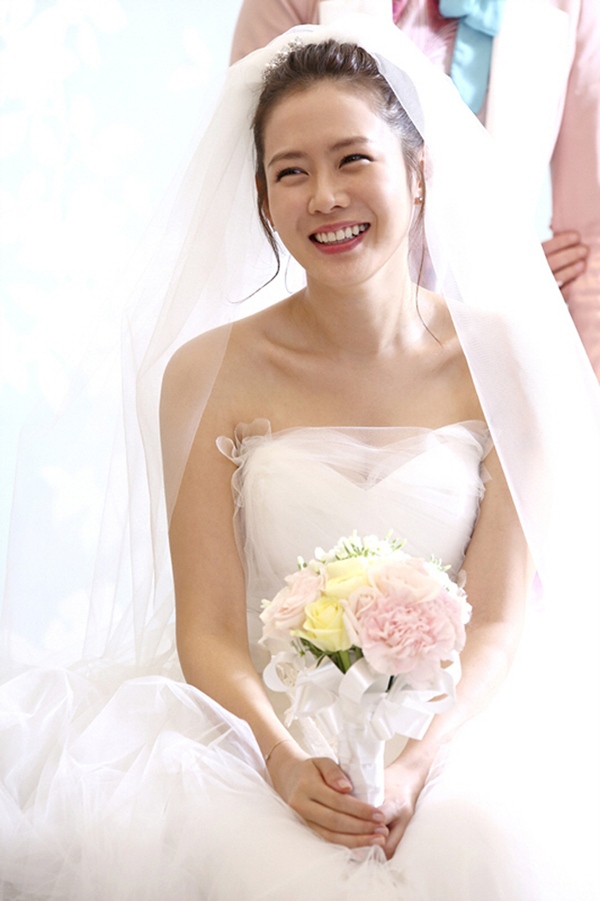 Những người đẹp lên xe hoa trên màn ảnh Hàn 2013 26